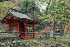 星の宮（磐裂神社）
